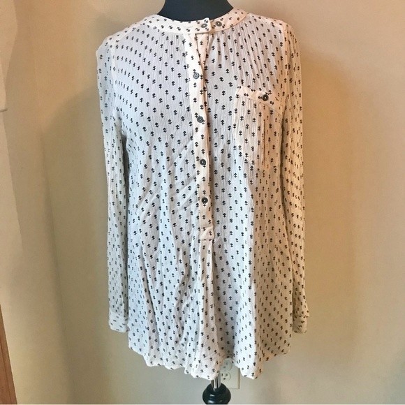 FREE PEOPLE Patterned Top Cream White Rune Runic Anchor Flower Long Sleeve - Picture 2 of 8